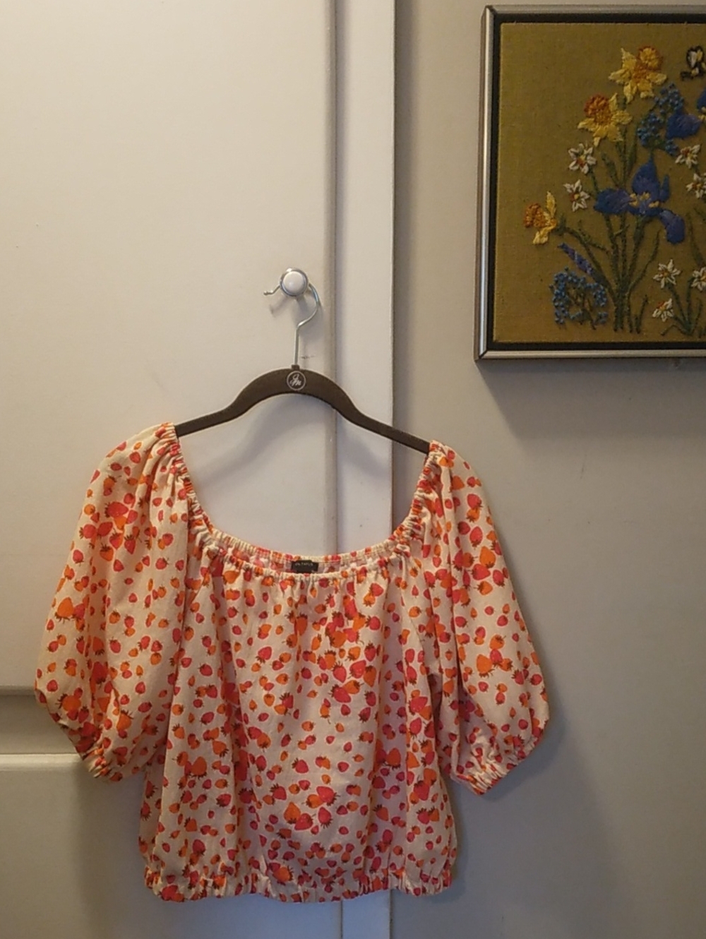 Ann Taylor Cream Top with Pink/Coral Floral Print
